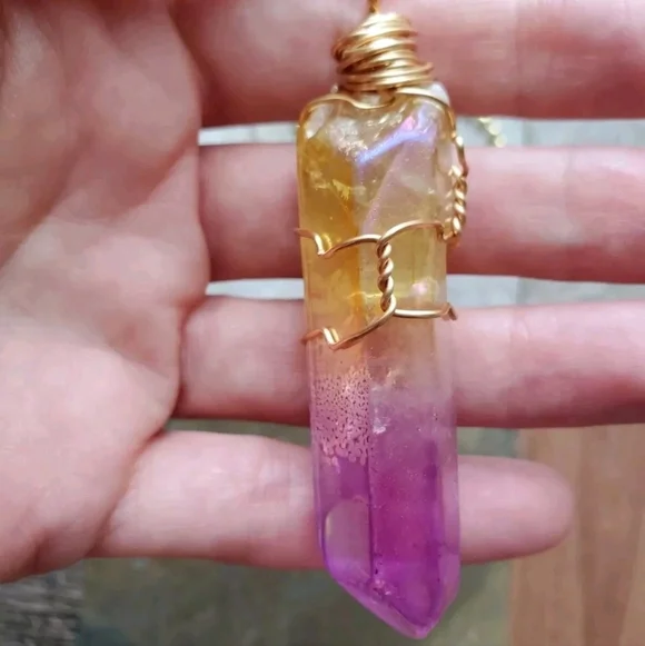 Artisan Wire Wrapped Aura Quartz Pendant Necklace *Read Description* - Picture 3 of 10